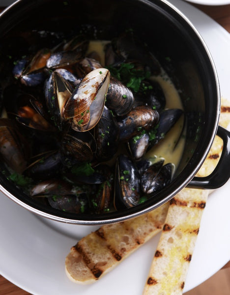 Niall McKenna's Mussels with bacon and cider